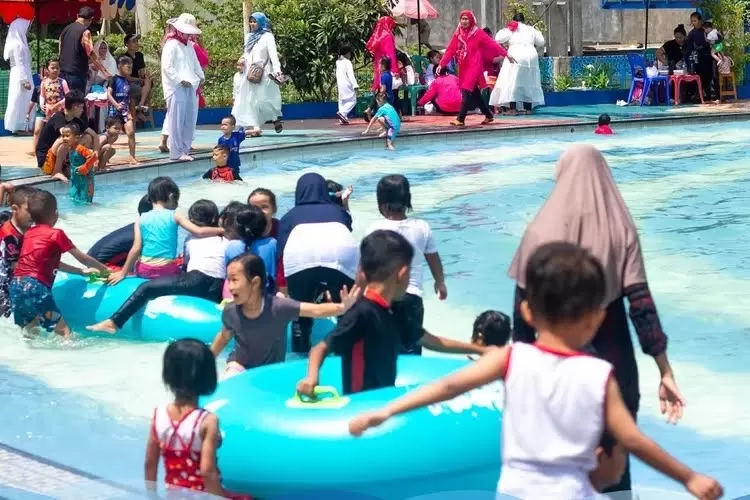 Ilustrasi kolam renang wisata di Cianjur, Jawa Barat (radarcianjur)