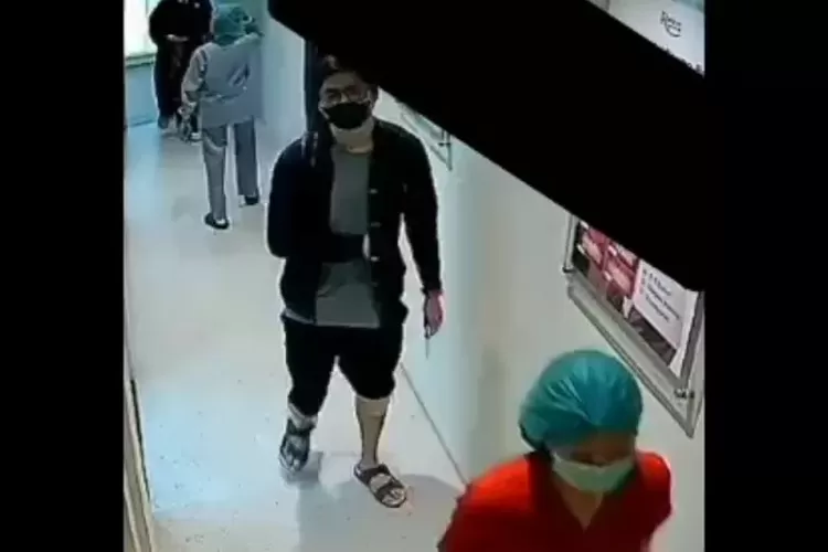 Kronologi penyaniayaan Vissi, dokter di Bandung yang viral di medso (radar kudus)