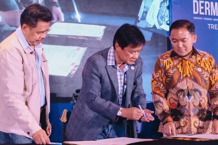 Dokter Rayendra secara resmi terpilih sebagai Ketua IKA SpDVE FK Unpad. 