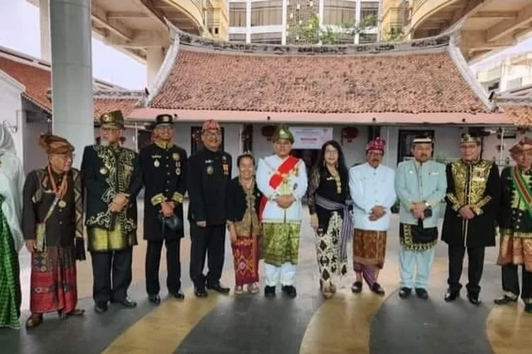 Khairul Saleh dan Ratu Ayu Naniek Wijayanti Kembali Pimpin Forum Karaton Nusantara (FSKN). (dok)