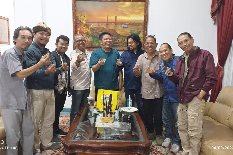 Aliansi Seniman Menggugat (ASEM) diterima Gubernur  Sumsel di Griya Agung, Rabu (6/9/2023) (dok)