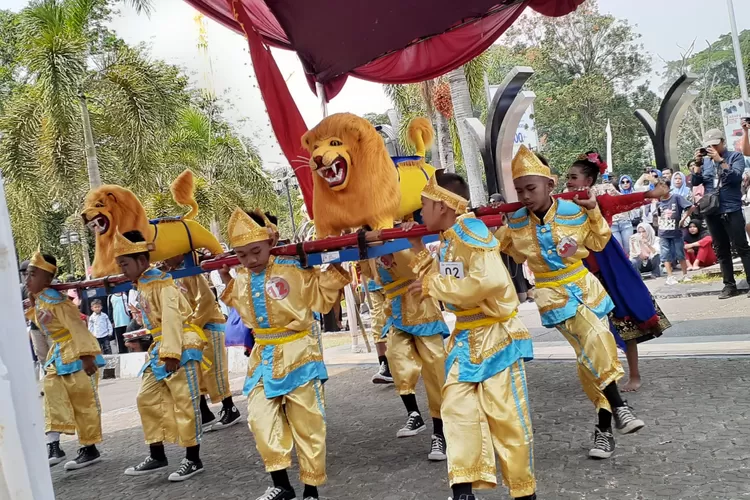 Sisingaan, warisan budaya Kabupaten Subang yang tak tergoyahkan -  Genmilenial