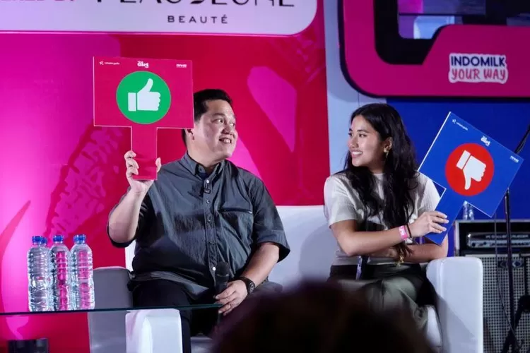 Kedekatan Erick Thohir dan Putrinya  yaitu Magisha dikulik abis dalam acara Girl-Fest di Surabaya