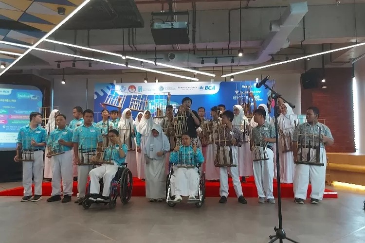 Peserta Inklusif Fest yang Digelar Yayasan Helping Hands