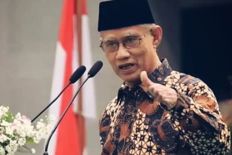 Ketua PP Muhammadiyah Haedar Nasir saat memberikan Sa