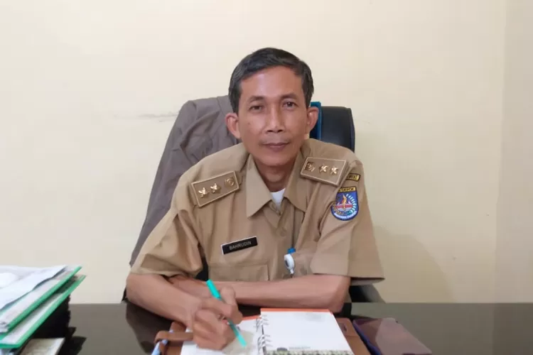 PEJABAT : Lurah Mekarsari, Bahrudin. ANDIKA EKA/RADAR DEPOK