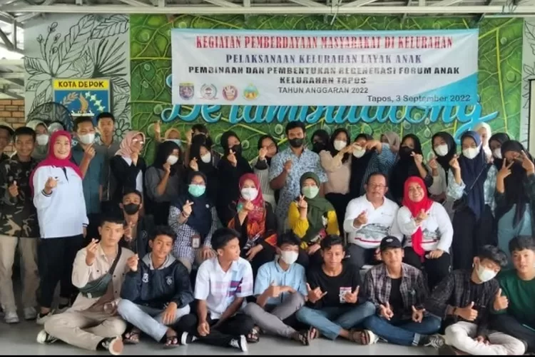 ACARA : Forum Anak Kelurahan Tapos mengadakan regenerasi dan untuk pembentukan rw ramah anak, acara ini diadakan di DeTambulatong, Kelurahan Tapos, Kecamatan Tapos. ANDIKA EKA/RADAR DEPOK