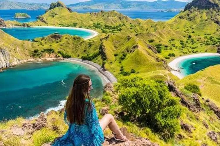 Ilustrasi Destinasi Wisata  di NTT.  