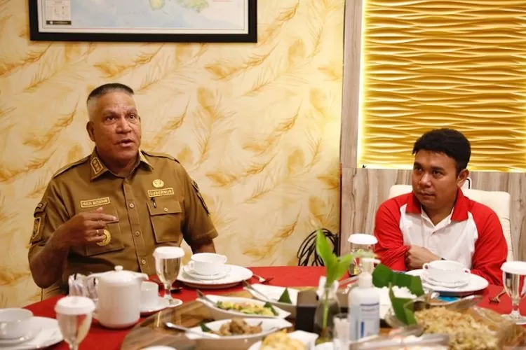 Pejabat Gubernur Papua Barat, Paulus Waterpauw. IST