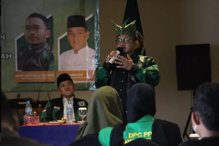 NARASUMBER : Ketua MPO GPK PPP, Andi Surya Wijaya saat materi Pendidikan Politik Milenial PPP Babel, di Swiss BelHotel Pangkalpinang, Minggu (23/10). Istimewa