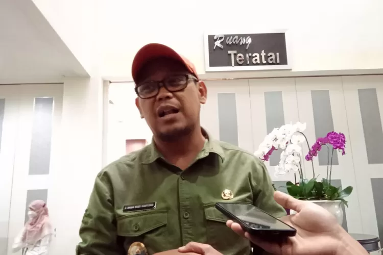 Wakil Walikota Depok, Imam Budi Hartono.