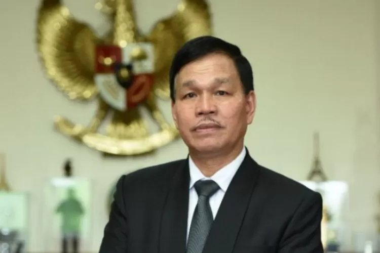  Rektor USU Prof Dr Runtung Sitepu, SH, M Hum.