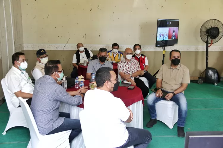 Peserta rapat virtual terkait persiapan antisipasi membludaknya pasien Covid-19 di kota Medan. (Realitasonline/Ist)