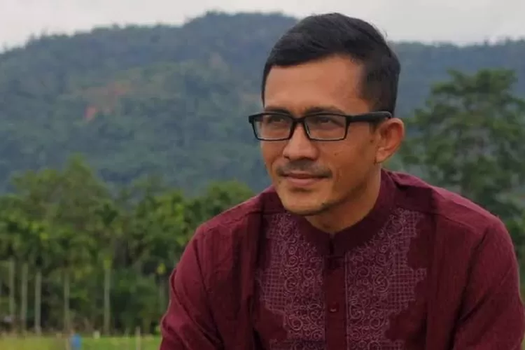 Wakil Ketua DPRK Abdya Hendra Fadhli SH