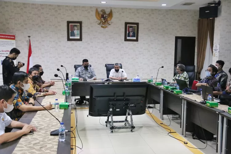 Pertemuan Wali kota Medan Bobby Nasution dengan Kepala BWS Medan II Maman Noprayamin dikantor BWS Sumatera II