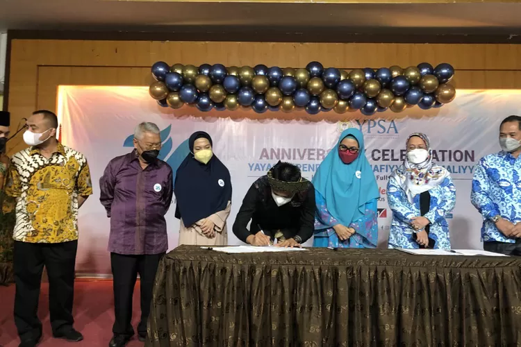 YPSA ( Yayasan Pendidikan Shafiyyatul Amaliyyah) lakukan kerjasama dengan  KPOTI (Komite Permainan Rakyat dan Olahraga Tradisional Indonesia) Provinsi Sumatera Utara dan Ikatan Guru Indonesia Provinsi Sumatera Utara saat resepsi HUT ke-24 di Sadafa Room, Raz Hotel & Convention, Sabtu (18/12/2021). 