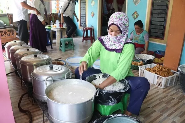 Beri Mesin Pemisah Tulang, Pemkot Dukung Pelaku Usaha Olahan Ikan Terus Produktif