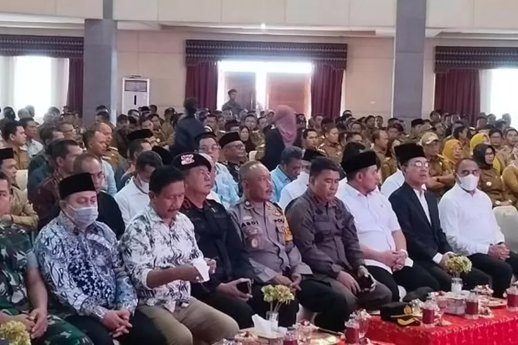 Kunker Gubsu Edy Rahmayadi, saat kunker ke Tapsel, Sabtu (15/10/2022). (Foto : Realitasonline / Riswandy)