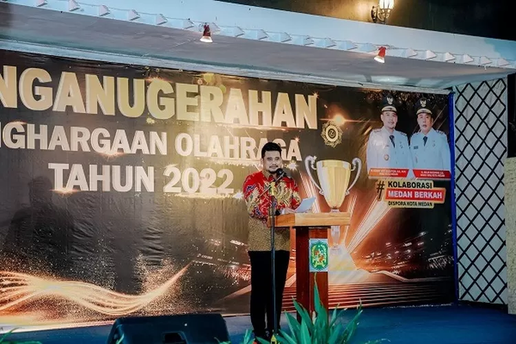 2023 Bobby Nasution akan Renovasi Lapangan Kebun Bunga