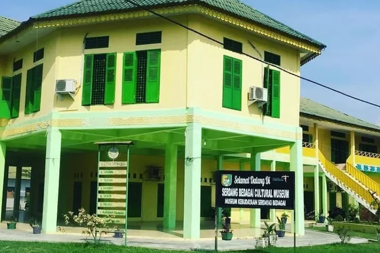 Kantor Disporaparbud Sergai di lokasi museum replika Sultan Serdang. (realitasonline/Ist)
