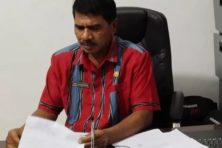 Kadis Sosial Taput Bahal Simanjuntak. (Realitasonline.id/Alpon Situmorang)