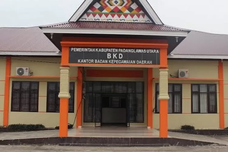 Kantor BKPSDM Kabupaten Paluta.