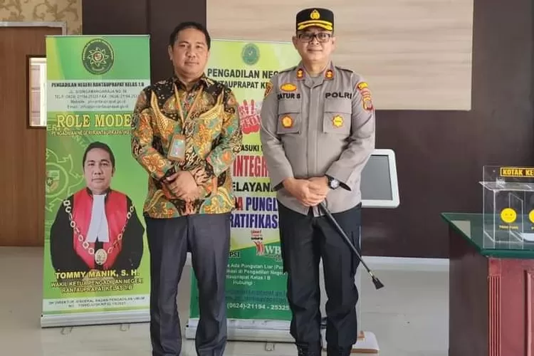 Kapolres Labuhanbatu Selatan AKBP Catur Sungkowo Bersama Wakil Ketua PN Rantau Prapat