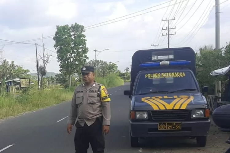 Personil Polsek Batunadua Polres Padang Sidempuan, menggelar KRYD dalam rangka cipta kondisi situasi Kamtibmas di wilayah hukum Polsek Batunadua, Sabtu (18/3/2023).(Foto ; Realitasonline /Riswandy)
