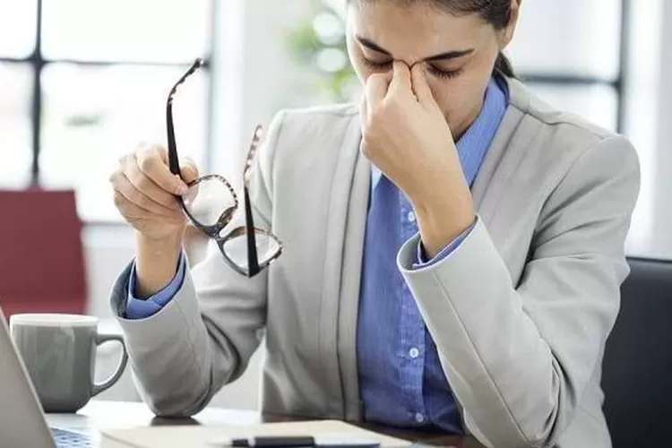 tips merawat mata kering didepan monitor. Foto/Instagram (Foto/Instagram)