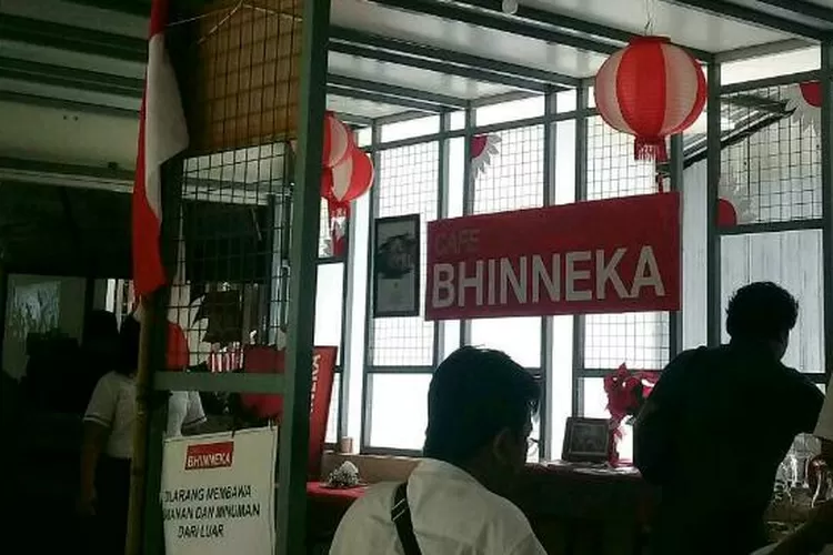 Cafe Bhineka, sarana tempat berkumpul dan diskusi civitas akademika UNS tentang kebhinekaan