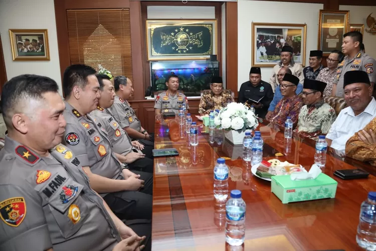 Silaturahmi Kapolri Jenderal Pol Idham Azis dengan Ketua PB NU Said Aqil Siradj