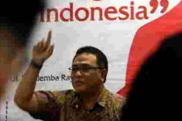 M Jumhur Hidayat, Aktivis Buruh dan Kepala Badan Nasional Penempatan dan Perlindungan Tenaga Kerja Indonesia (BNP2TKI) era Presiden SBY