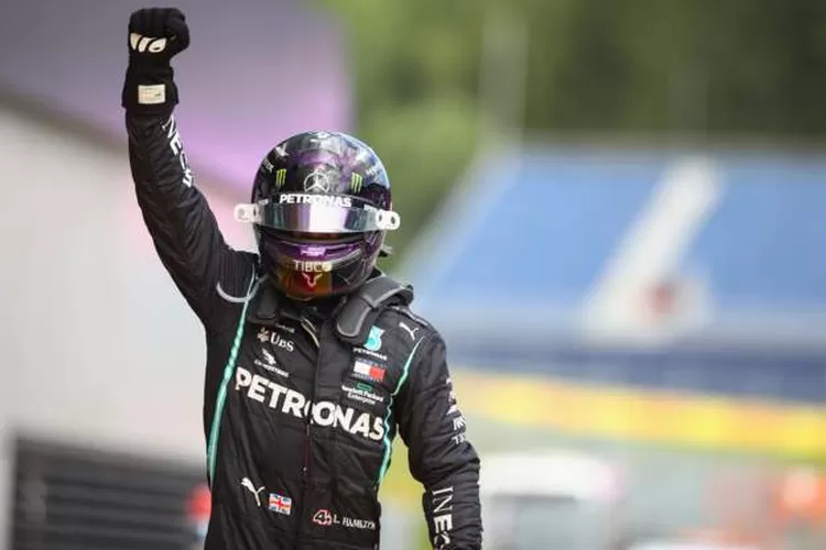 Lewis Hamilton meraih gelar juara yang ke-85 di Grand Prix Styrian, Austria, Minggu (12/7/2020)
