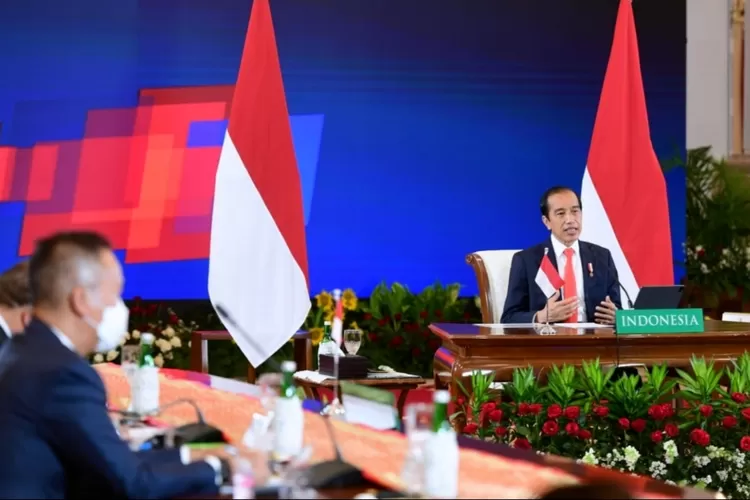 Presiden Jokowi didampingi Menperin Agus Gumiwang Kartasasmita membuka Hannover Messe 2021 Digital Edition (Ist)