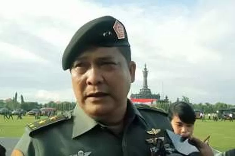 Mayor JenderaL TNI  (Purn) R. Gautama Wiranegara