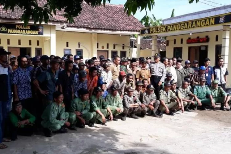 Ape Gabungan di Halaman Mapolsek Panggarangan, Selasa tanggal, (2/4/2019). (Foto:Topmedia)