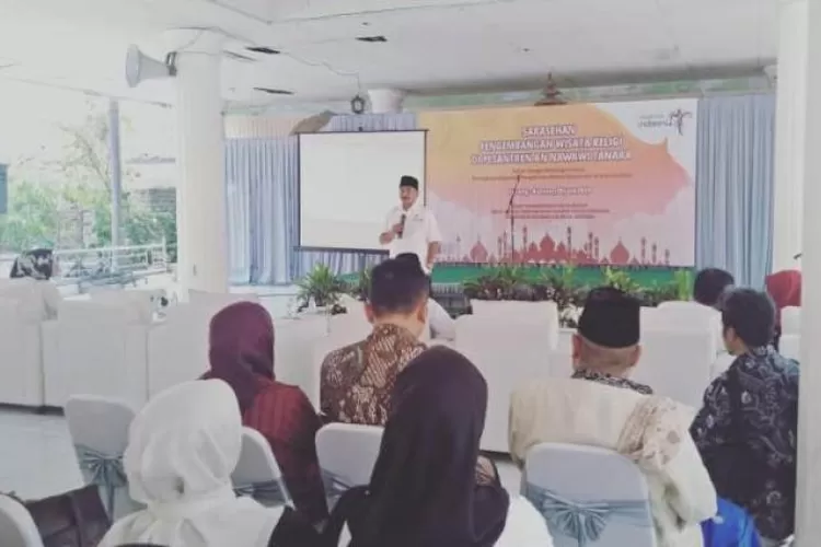 Menteri Pariwisata  (Menpar) Arief Yahya disela sarasehan pengembangan wisata religi, di Tanara, Jumat (28/6/2019) (Foto:Topmedia)