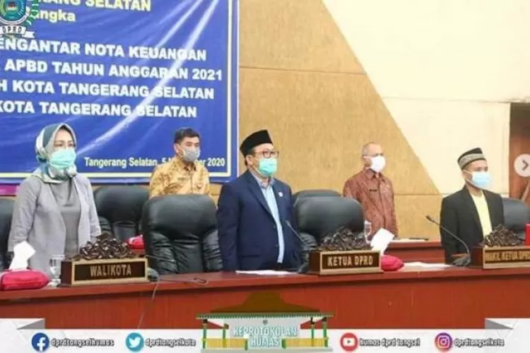Paripurna penyampaian Nota Pengantar Kuangan Raperda APBD 2021 bersama DPRD Tangsel, Kamis (5/11/2020)