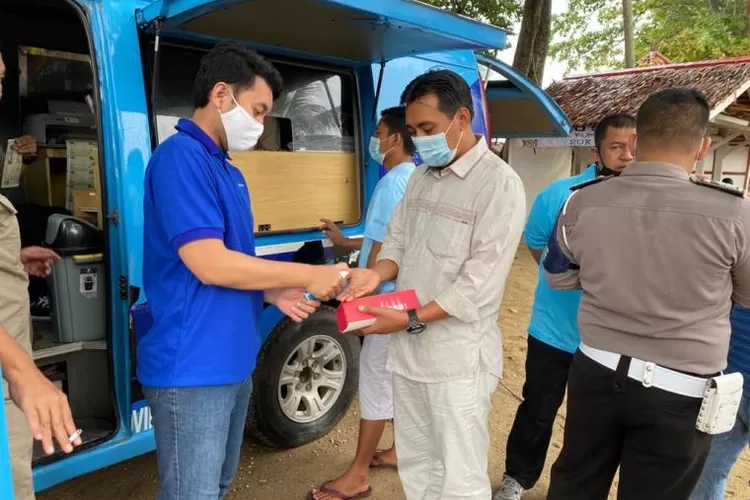 Badan pendapatan Daerah provinsi Banten terus gencar melakukan upaya-upaya meningkatkan kesadaran masyarakat untuk patuh membayar pajak tahunan tepat pada waktunya.