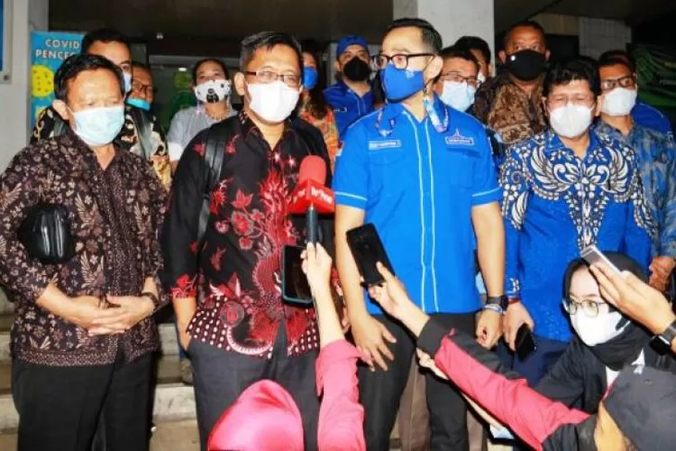 Kuasa Hukum DPP Partai Demokrat Mehbob menjelaskan bahwa peserta KLB illegal Deli Serdang berangkat ke lokasi dengan dua cara. (foto/net)