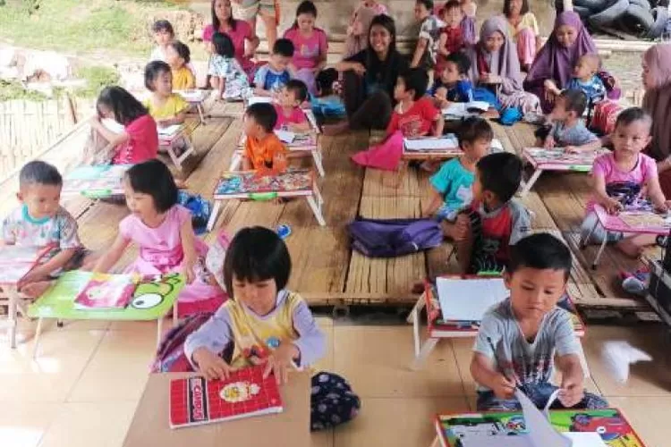 Suasana belajar di Sanggar Kreatifitas (Foto : Topmedia)