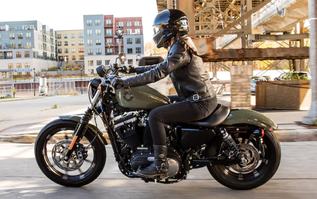 Ilustrasi kelebihan dan kekurangan Moge Harley Davidson. (Harley Davidson)