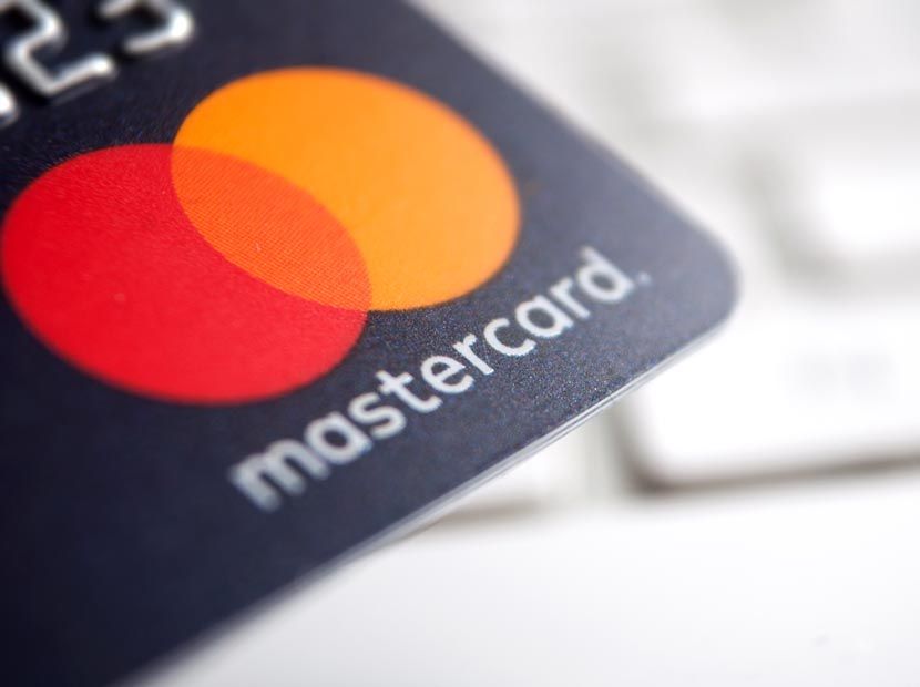 Mastercard melihat Indonesia semakin bergerak ke arah tren pembayaran nontunai karena semakin banyak masyarakat Indonesia yang melek digital dan percaya diri menggunakan metode pembayaran dengan kartu debit. 