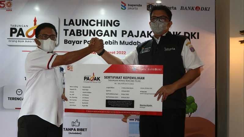 PT Bank DKI bersama Badan Pendapatan Daerah DKI Jakarta meluncurkan Tabungan Pajak dalam rangka memberikan kemudahan wajib pajak dalam melakukan pembayaran pajak daerah. Tabungan Pajak merupakan bagian dari Tabungan Monas Rencana yang diperuntukan untuk membayar pajak.