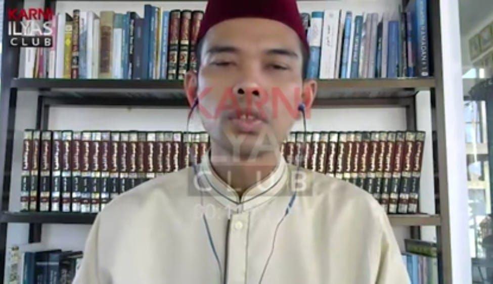 Ustadz Abdul Somad mengklarifikasi semua tuduhan yang disampaikan Pemerintah Singapura melalui rilis resmi, mulai dari penyebutan kafir, patung yang ada jin, sampai bom jihad. (Tangkapan Layar YouTube Karni Ilyas)