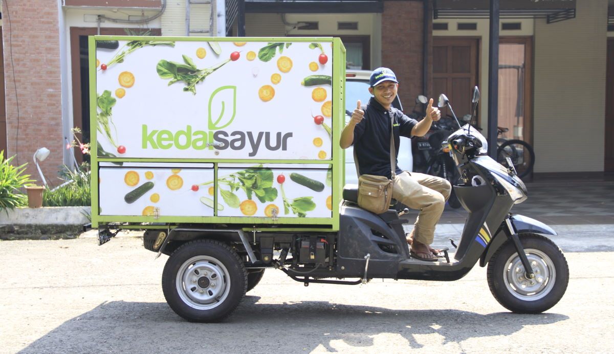 Startup agritech KedaiSayur mengumumkan pendanaan Seri A yang dipimpin oleh Kejora-SBI Orbit. Pendanaan ini akan digunakan untuk memperkuat infrastruktur farm-to-table dan memperkaya layanan konsumen.