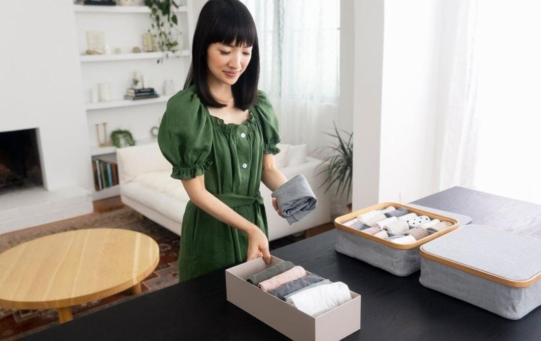 The Life Changing Magic of Tidying Up: The Japanese Art of Decluttering and Organizing (Instagram/Marie Kondo)