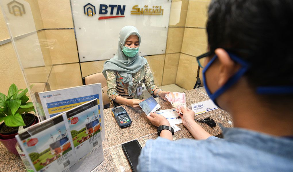 Unit Usaha Syariah (UUS) PT Bank Tabungan Negara Tbk (BTN Syariah) membukukan kinerja yang cemerlang sepanjang semester I/2022.