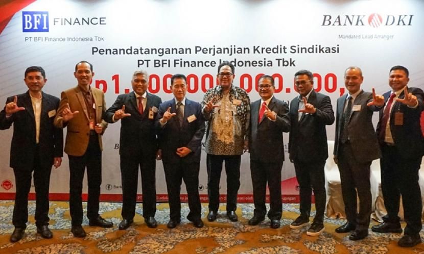 PT Bank DKI dan PT BFI Finance Indonesia Tbk melakukan penandatanganan perjanjian kredit sindikasi senilai Rp 1,6 triliun akhir pekan ini. Kerja sama ini untuk memperluas akses penyaluran kredit melalui sinergi dan kolaborasi.