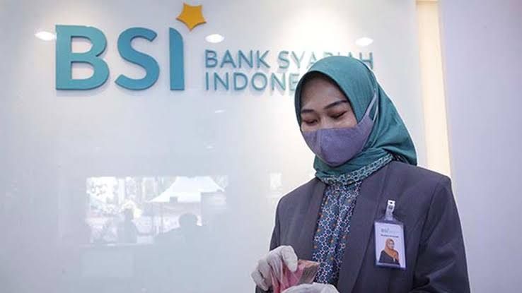 PT Bank Syariah Indonesia Tbk (BSI) meraih dua penghargaan dalam helatan Bank Indonesia Award 2022. Ini adalah untuk kedua kalinya BSI meraih penghargaan sebagai Bank Pendukung Pengendalian Moneter Rupiah & Valas Terbaik serta Bank Pendukung UMKM Terbaik.